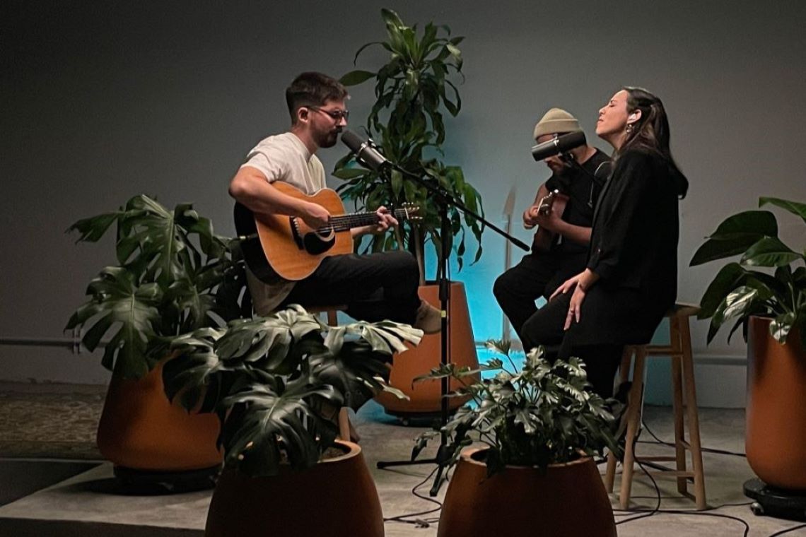 Majo y Dan estrenan la versión acústica de “No yo, sino Cristo”