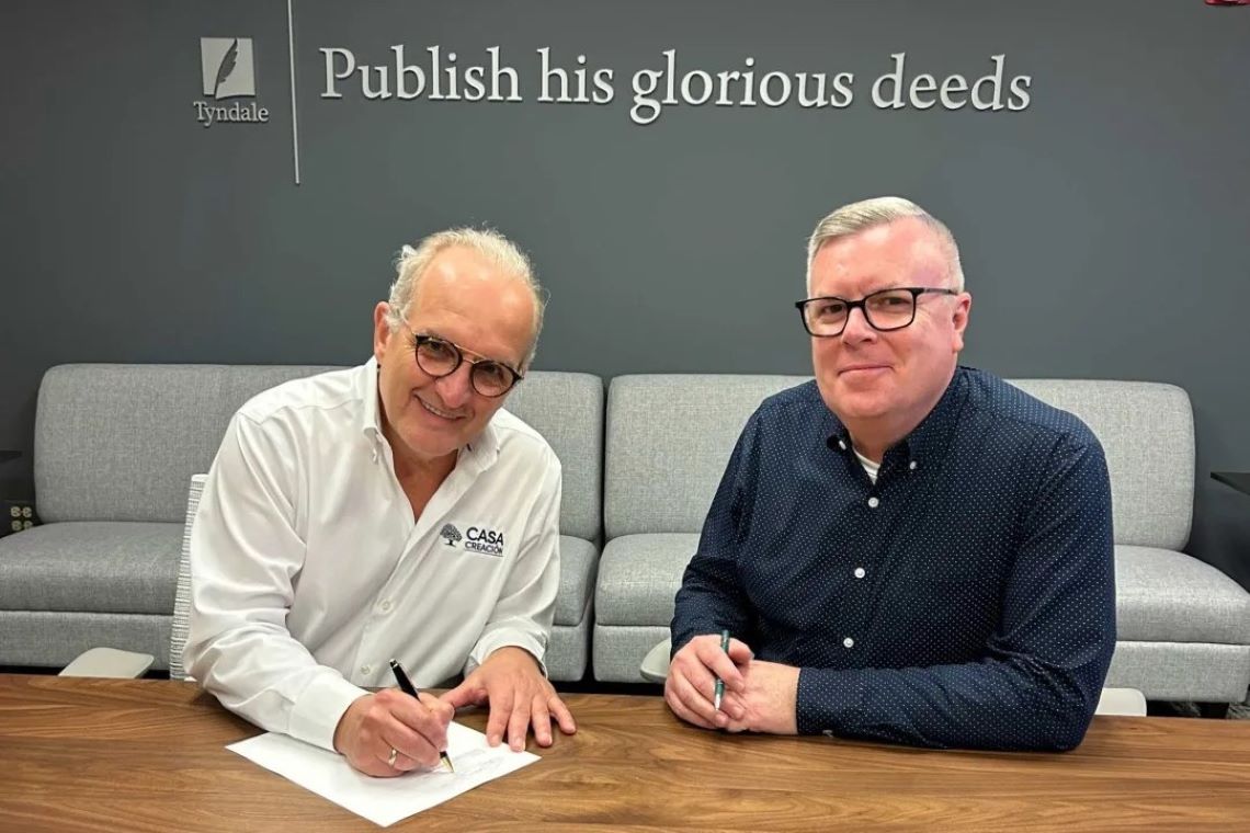 Grupo Nivel Uno / Casa Creación firma un acuerdo de distribución mundial exclusiva con Tyndale House Publishers y anuncia el lanzamiento de la Biblia El Mensaje en español
